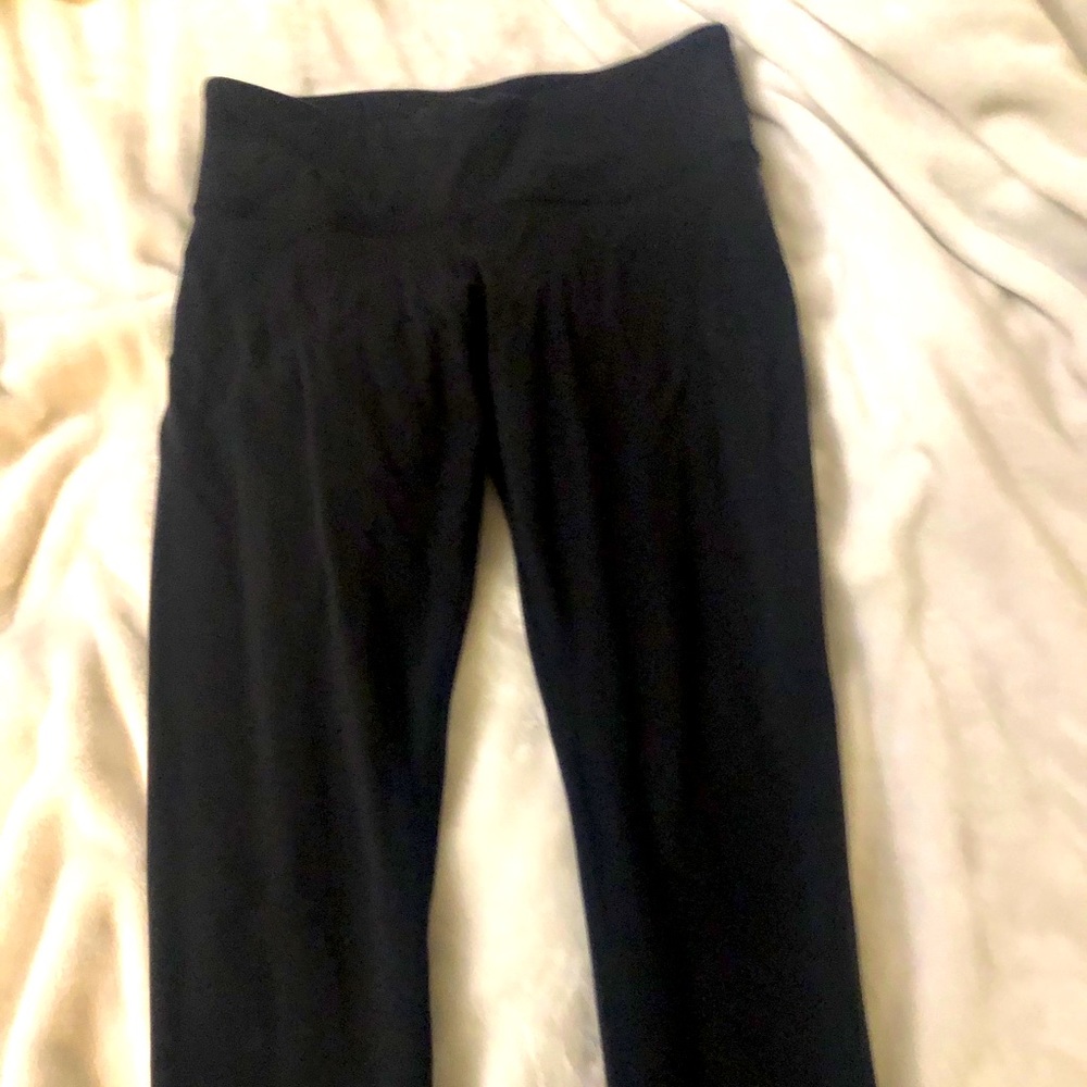 Lululemon crop wunder unders